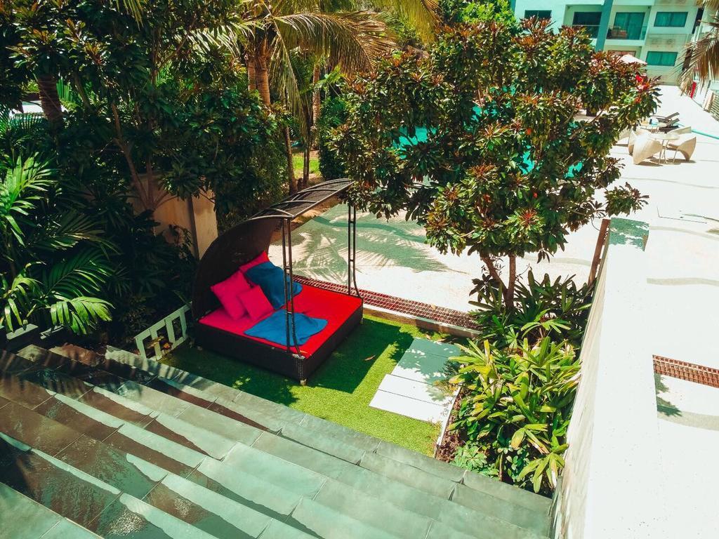Club Royal Suites Патая Екстериор снимка