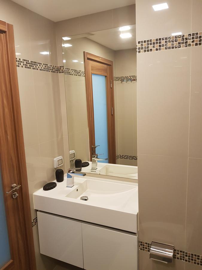 Club Royal Suites Патая Екстериор снимка
