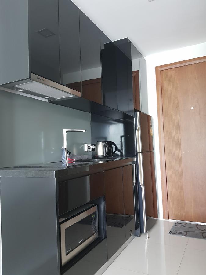 Club Royal Suites Патая Екстериор снимка